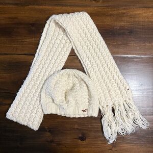 Hollister Cream Knit Scarf and Hat Set